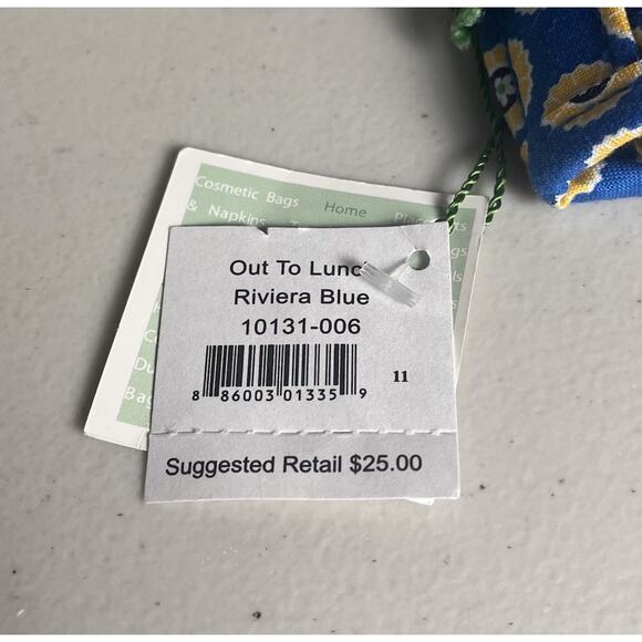 Vera Bradley Out To Lunch Riviera Blue Hook Loop Closure Plastic Lined Lunchbox - Picture 4 of 10